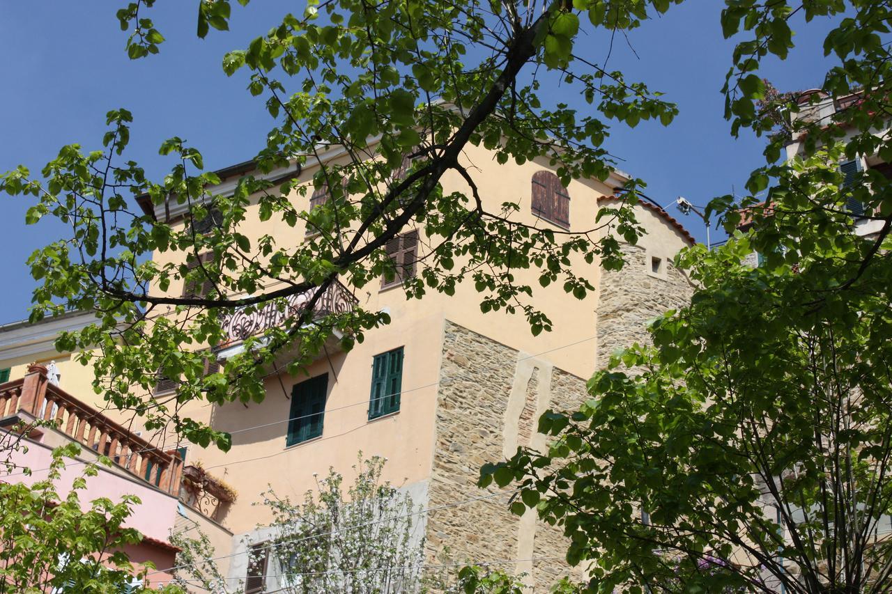 Villa Moonlight- Bedbluesky Perinaldo Exterior foto